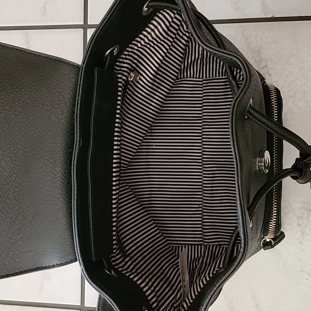 LOUME BACKPACK - Picture 6 of 7